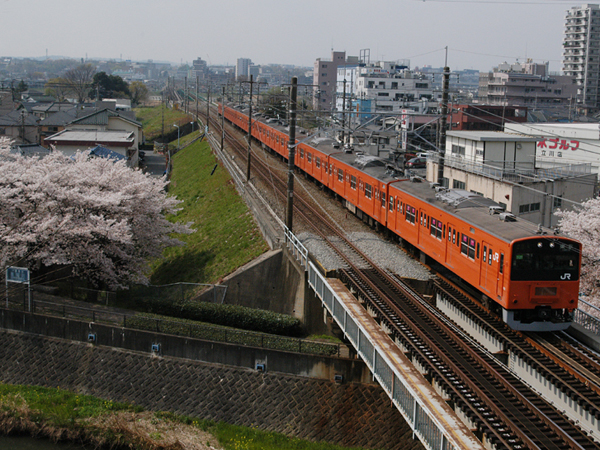 ○○ゴルフの看板は目立つw